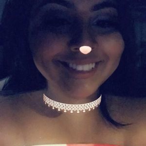 Meet your Posher, Carolina